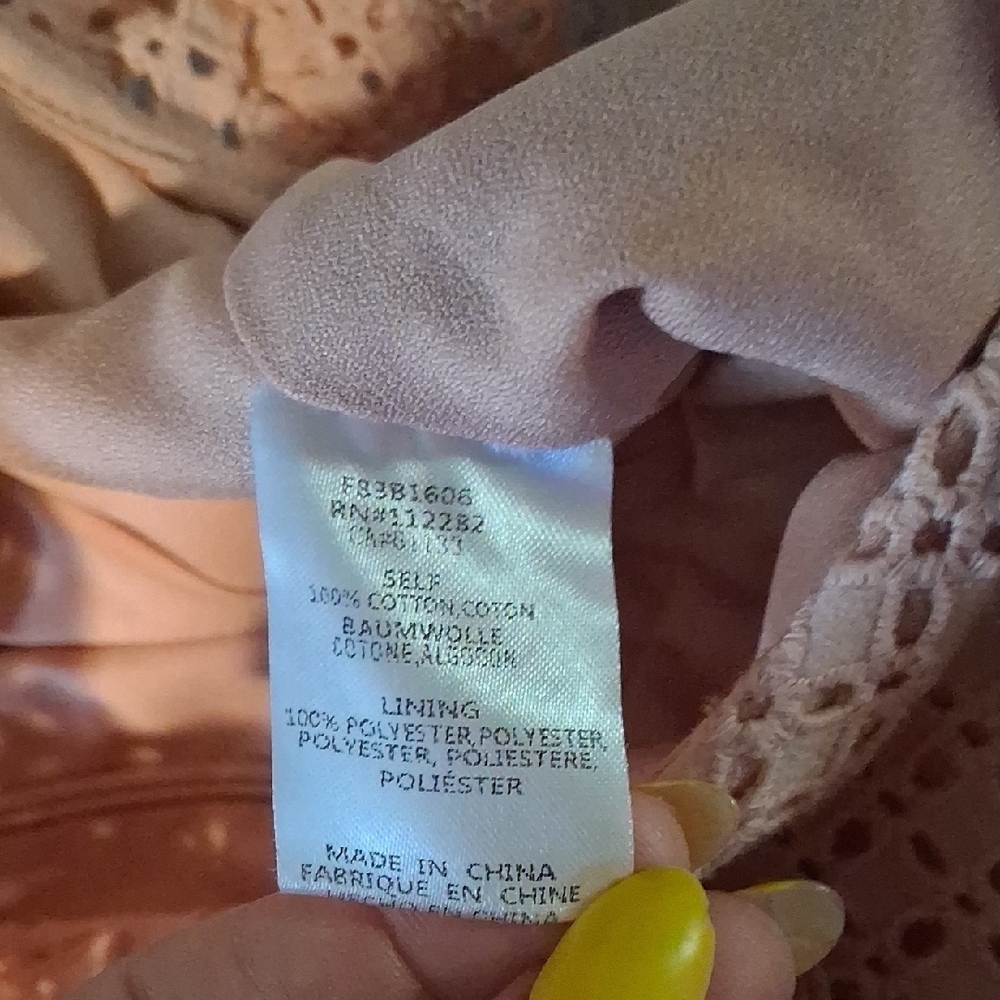 Anthropologie Adelyn Rae Peach Eyelet Romper Small - Picture 3 of 7